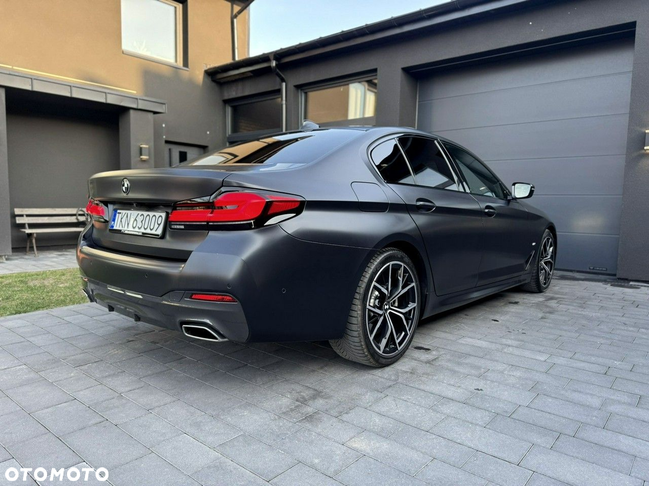 BMW Seria 5 530d xDrive M Sport Edition - 35