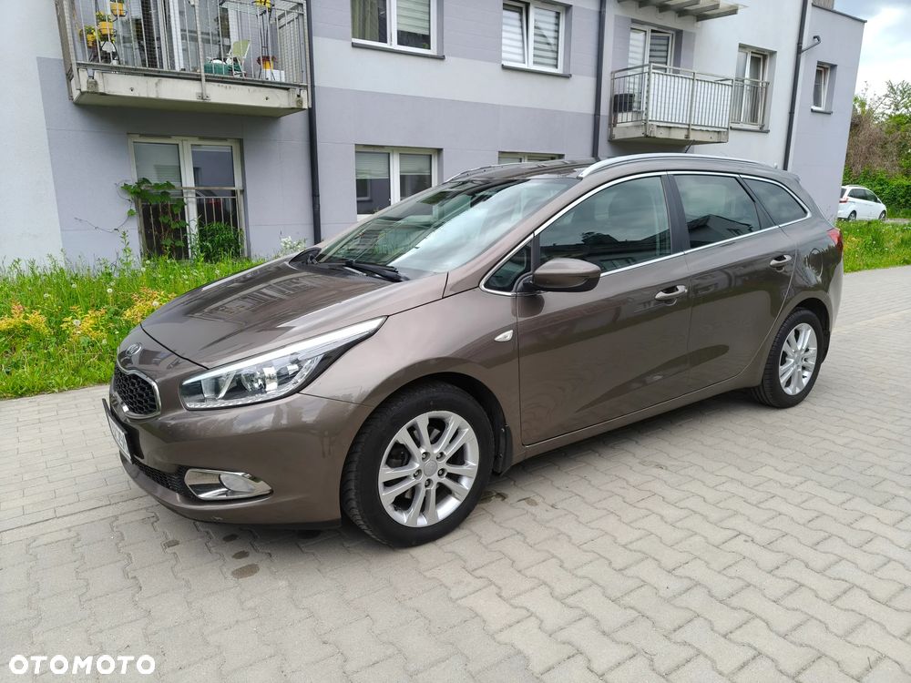 Kia Ceed - 1