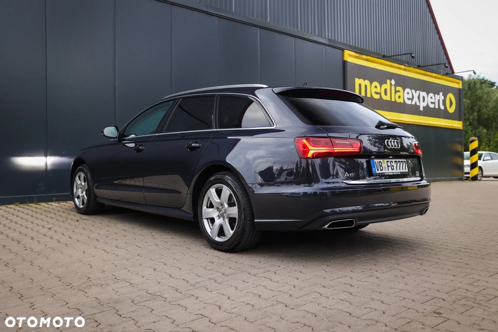 Audi A6 Avant 2.0 TDI Ultra S tronic - 12