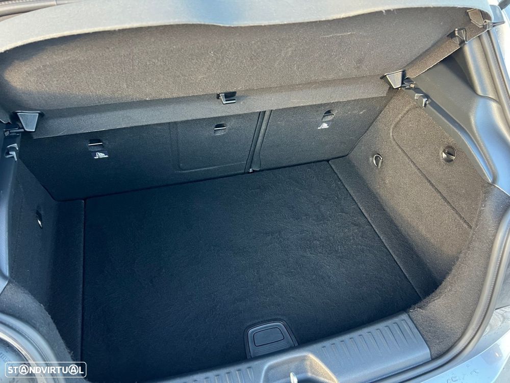 Mercedes-Benz A 180 d AMG Line - 15