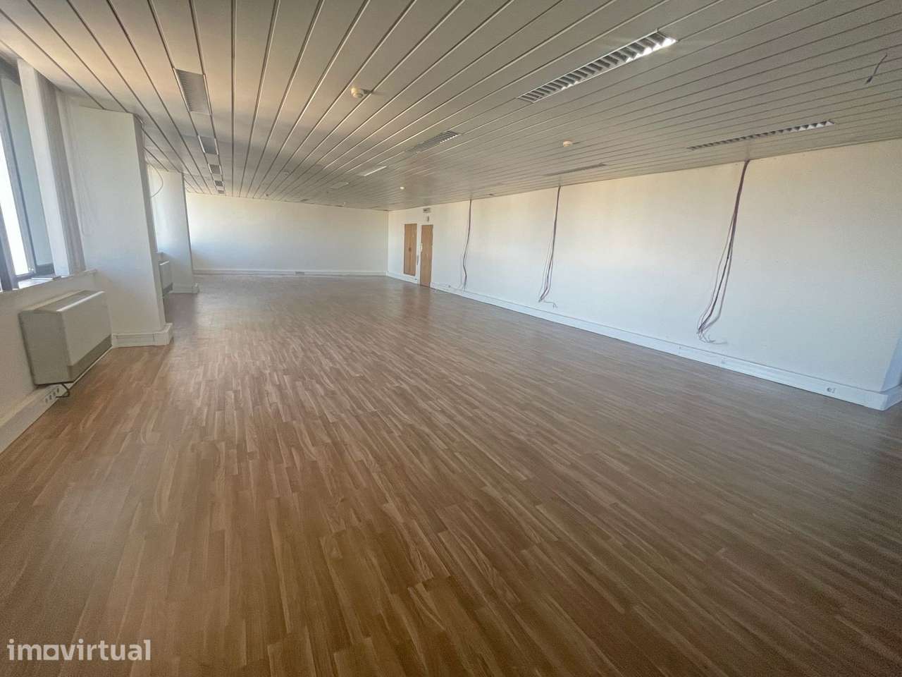 Escritório Venda Prior Velho | 225 m2 | Edifício Sagres - Grande imagem: 2/18