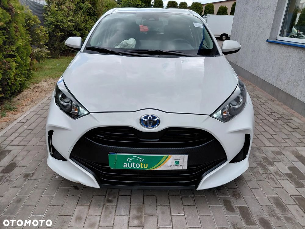 Toyota Yaris - 1