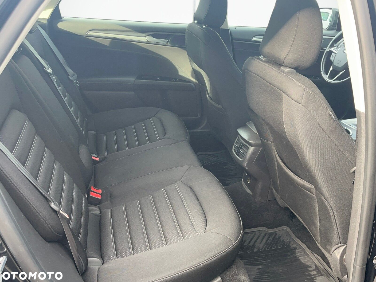Ford Mondeo - 15