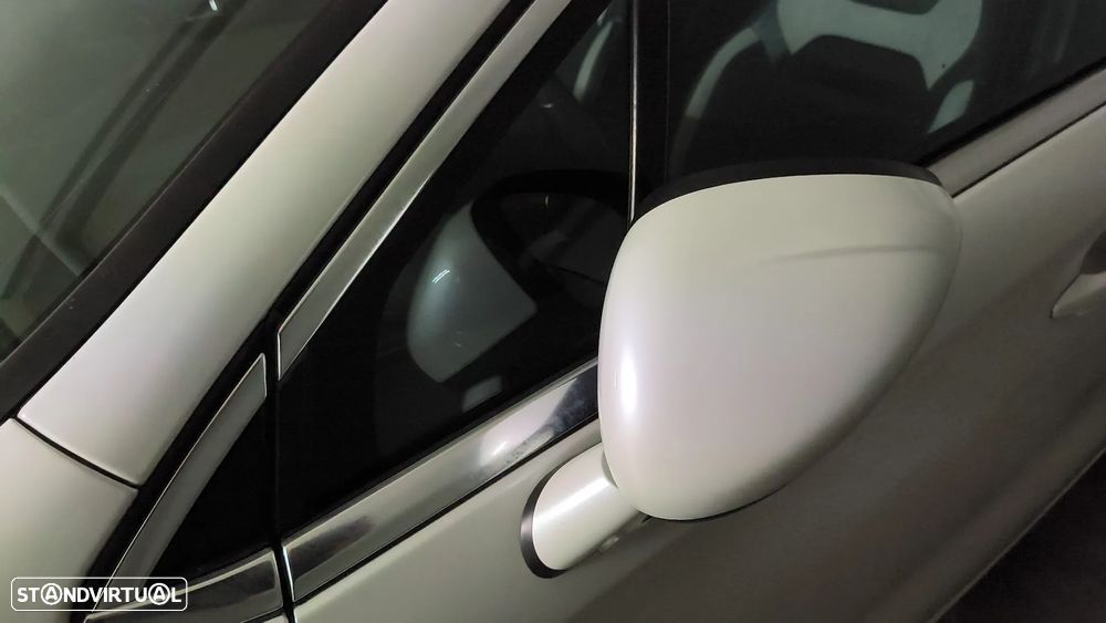 Citroën DS4 1.6 HDi So Chic - 8