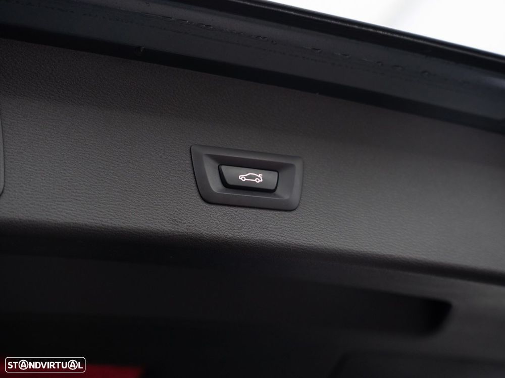 BMW X1 25 e xDrive - 12