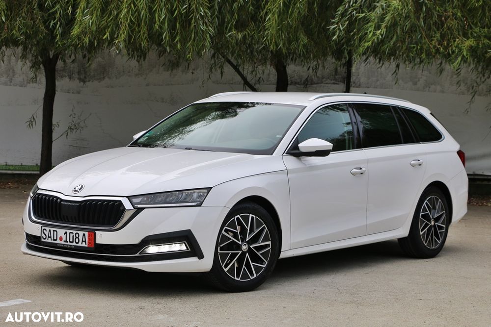 Skoda Octavia 2.0 TDI 150 CP DSG Sportline - 1