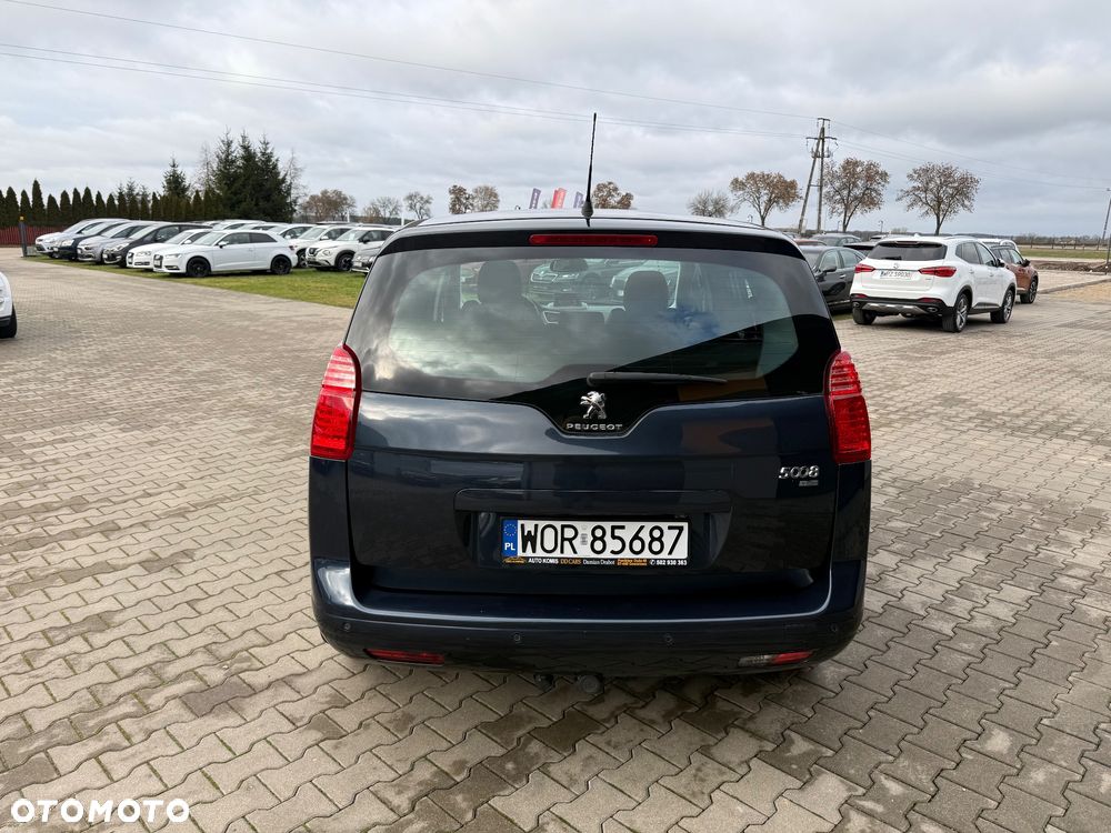 Peugeot 5008 - 9