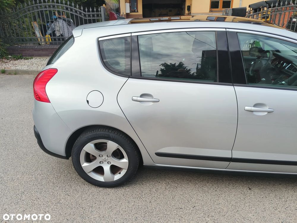 Peugeot 3008 1.6 Premium - 33
