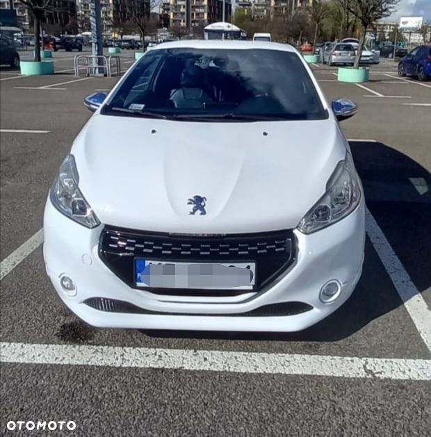 Peugeot 208 1.6 THP GTi - 4