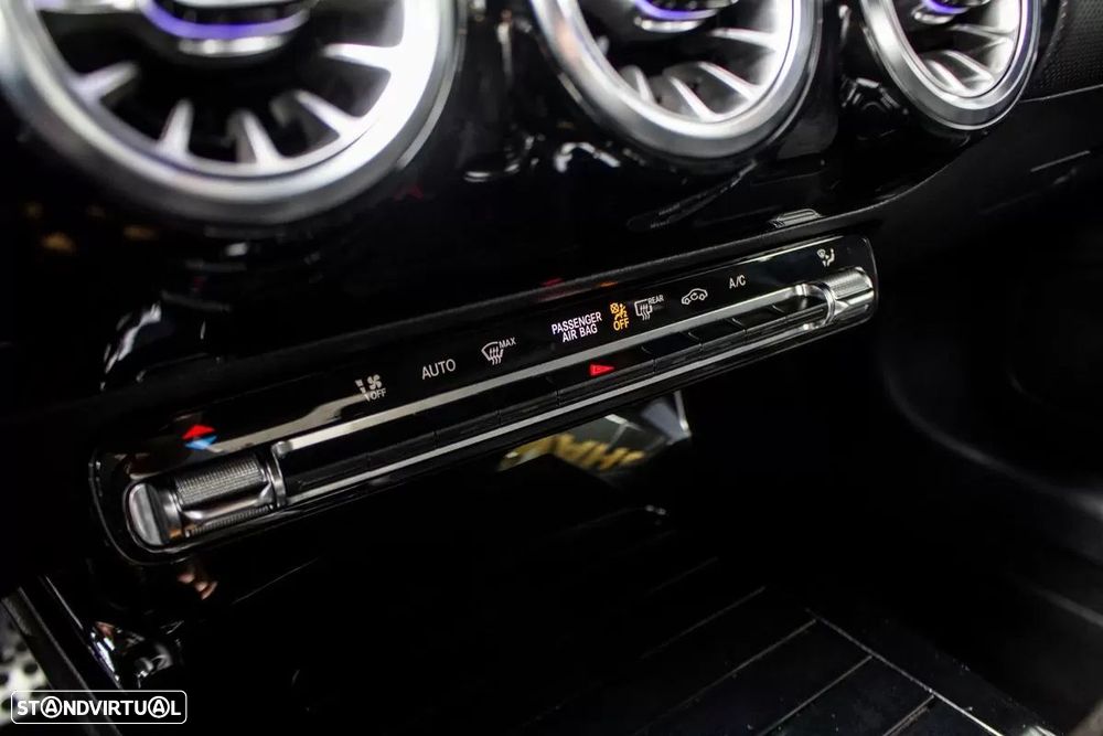 Mercedes-Benz CLA 180 d Shooting Brake AMG Line Aut. - 21