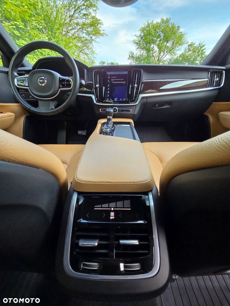 Volvo S90 T6 AWD Momentum - 10