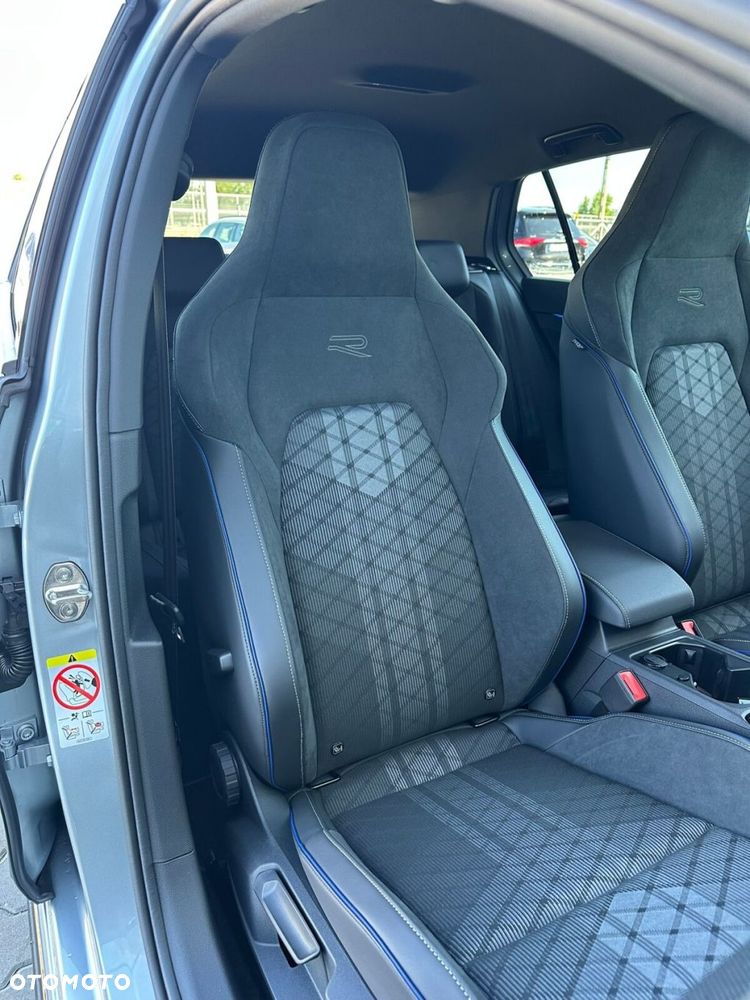 Volkswagen Golf 1.5 TSI R-Line Plus - 18