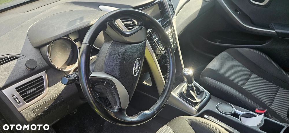 Hyundai i30 - 18
