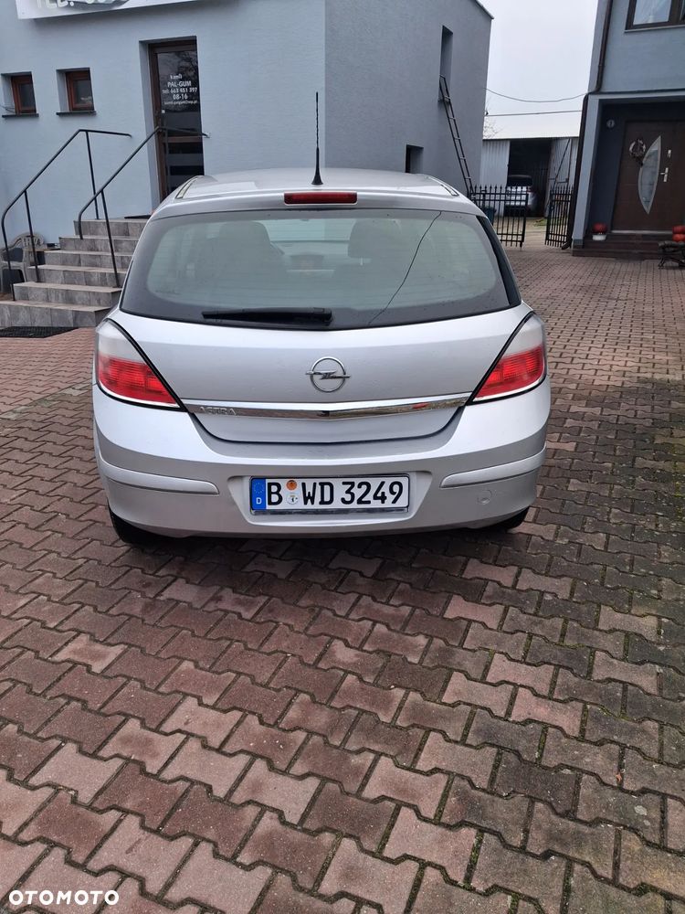 Opel Astra - 3