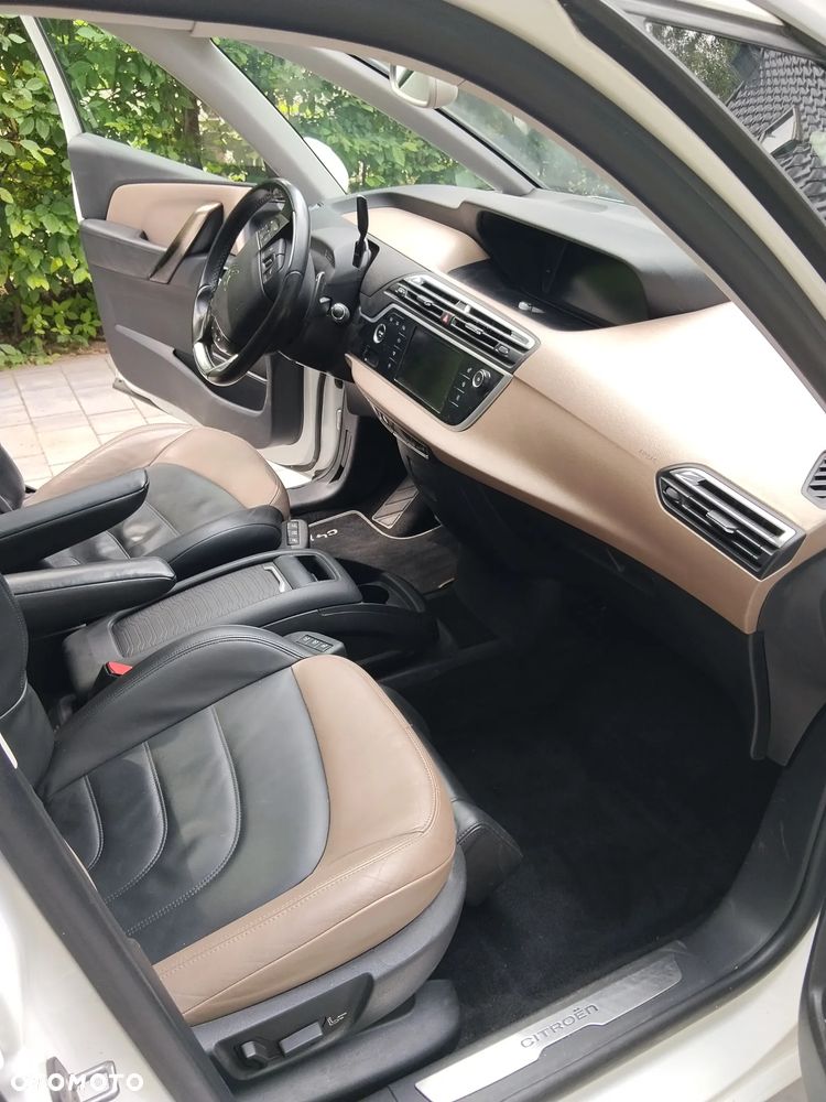 Citroën C4 Picasso 2.0 HDi FAP EGS6 Exclusive - 6
