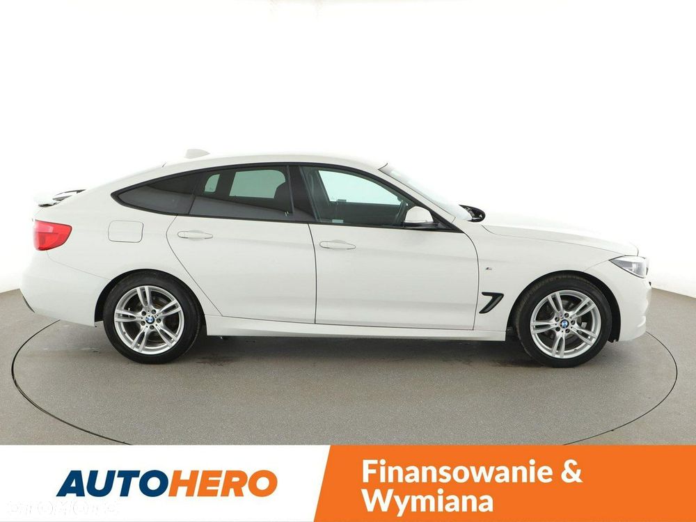 BMW Seria 3 320d xDrive M Sport - 10