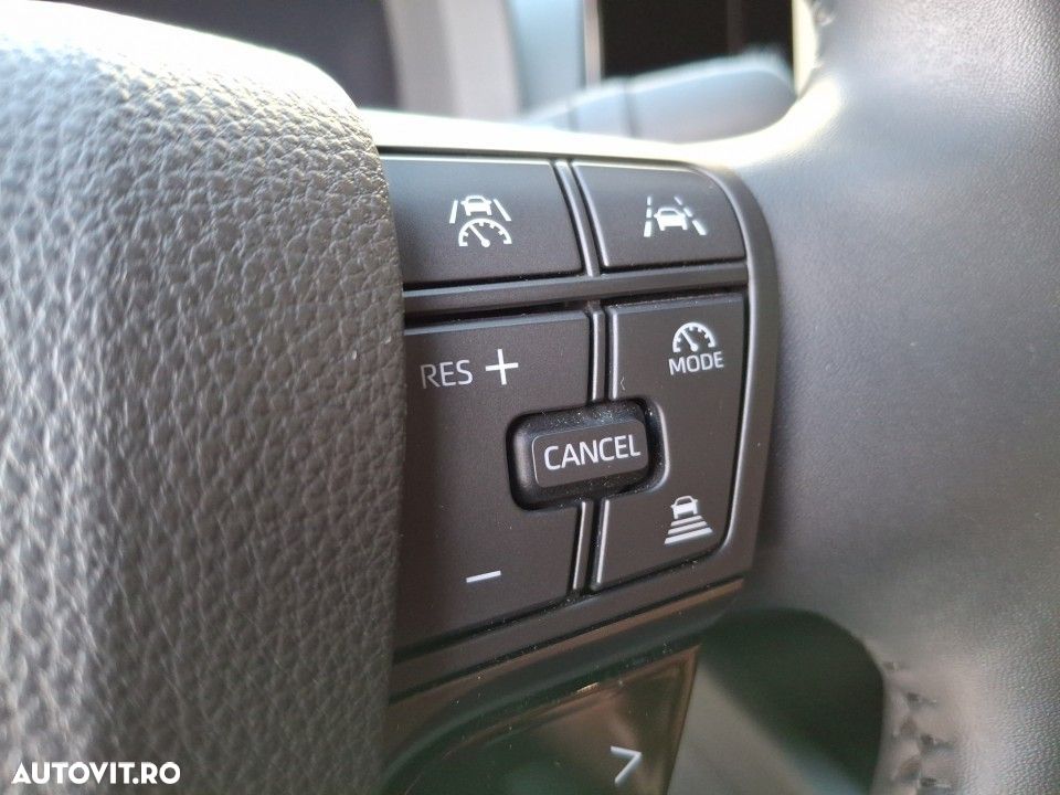 Toyota C-HR - 21