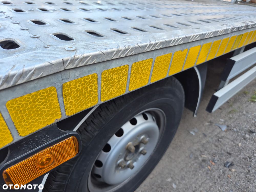 Mercedes-Benz sprinter - 40