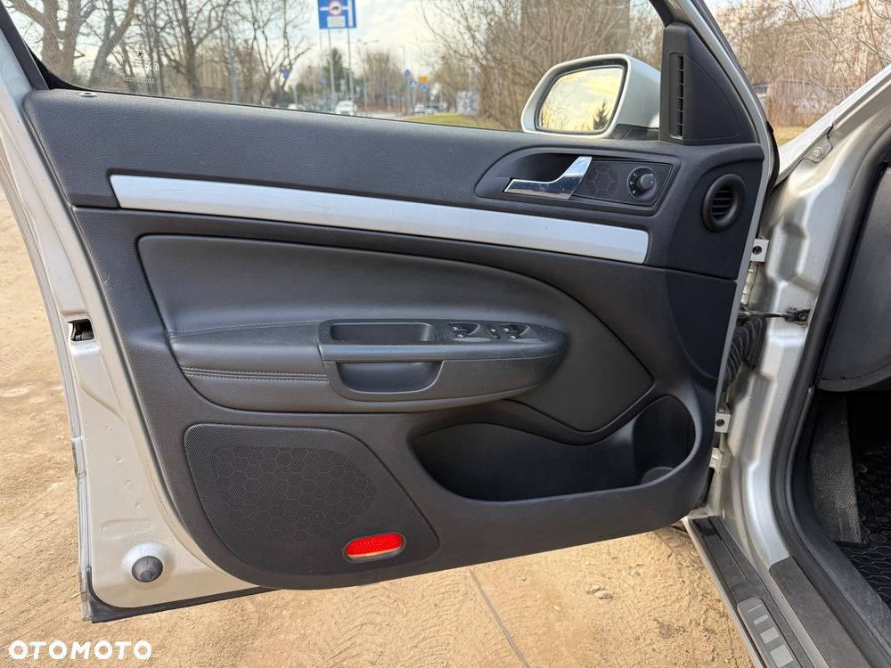 Skoda Octavia 2.0 TDI CR DPF RS - 19