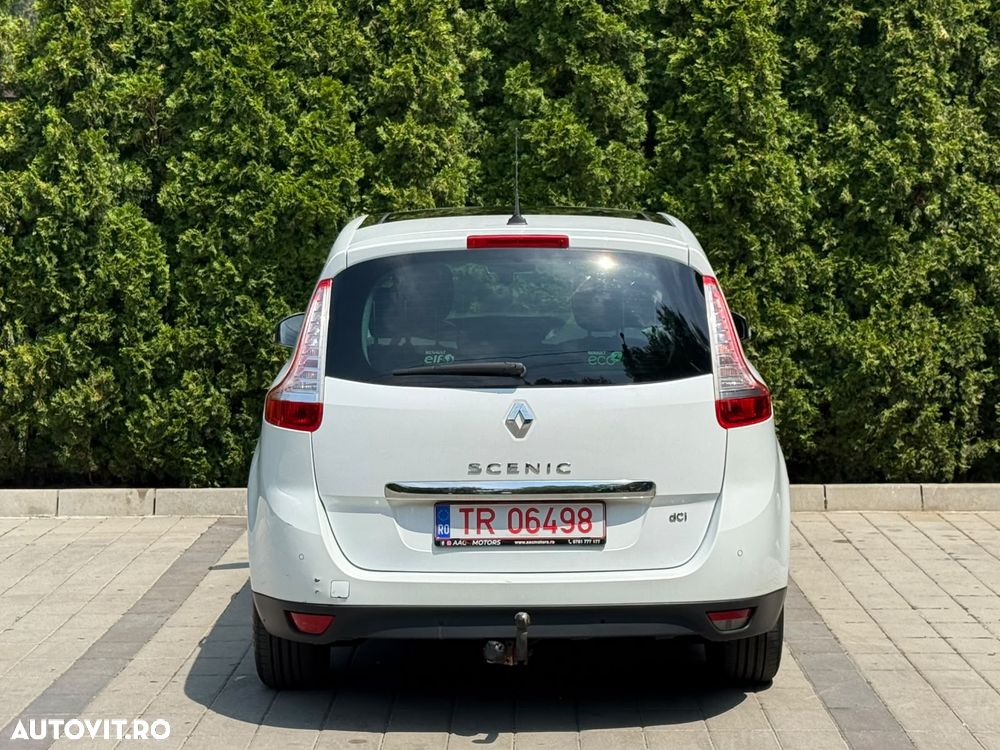 Renault Grand Scenic Energy dCi 130 Start & Stop Bose Edition - 9
