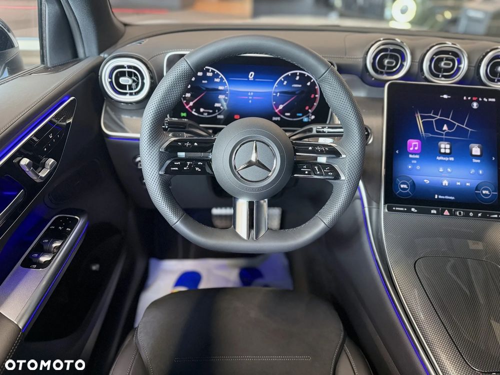 Mercedes-Benz GLC - 13