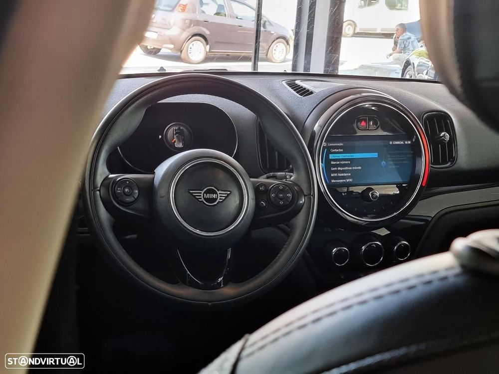MINI Countryman Cooper SE ALL4 Auto - 15