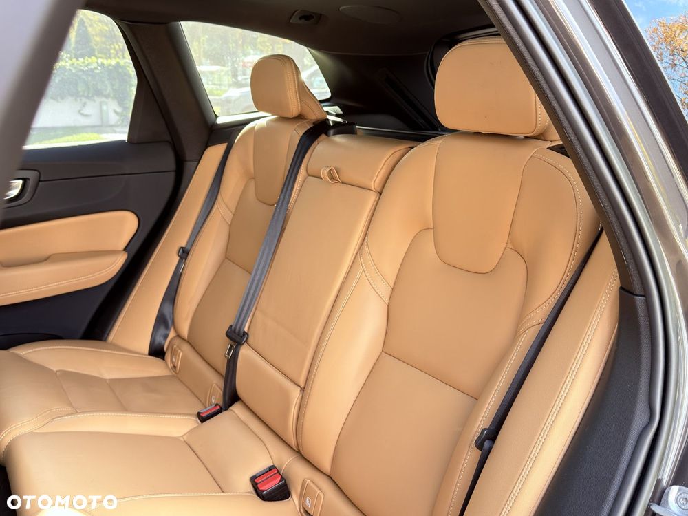 Volvo XC 60 2022