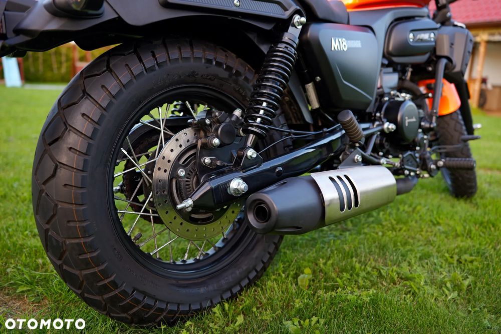 Junak M18 - 11