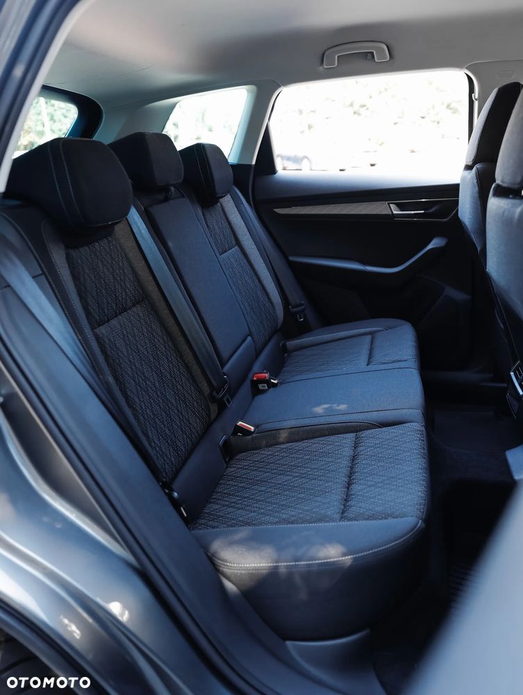 Skoda Karoq 1.5 TSI ACT Selection DSG - 13