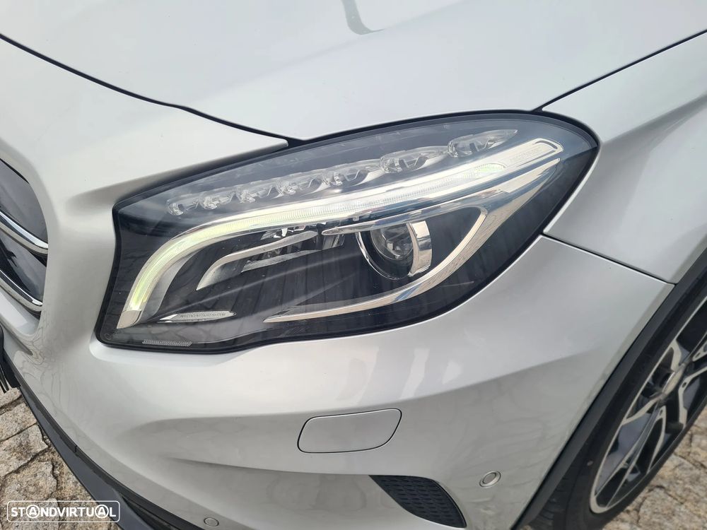 Mercedes-Benz GLA 200 CDi Urban Aut. - 12