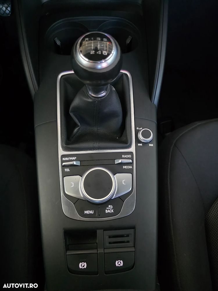 Audi A3 1.6 TDI Limousine sport - 11