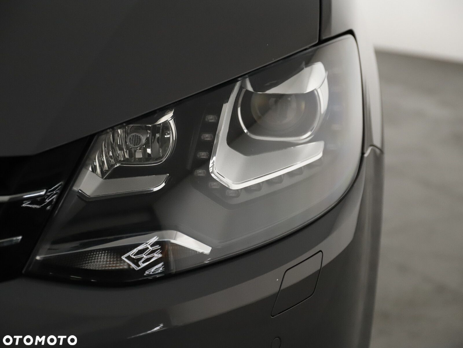 Volkswagen Sharan - 27