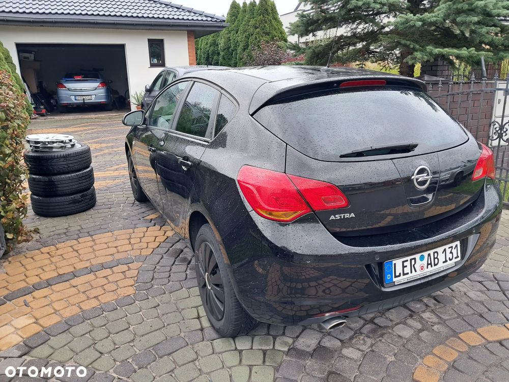 Opel Astra 1.4 Turbo Design Edition - 7