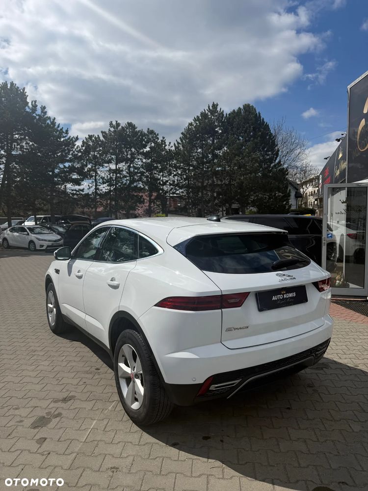 Jaguar E-Pace 1.5 P160 mHEV R-Dynamic S - 4