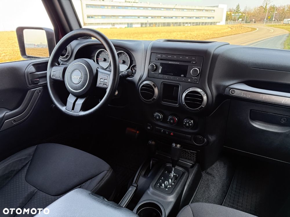 Jeep Wrangler 3.6 Unlim X - 11