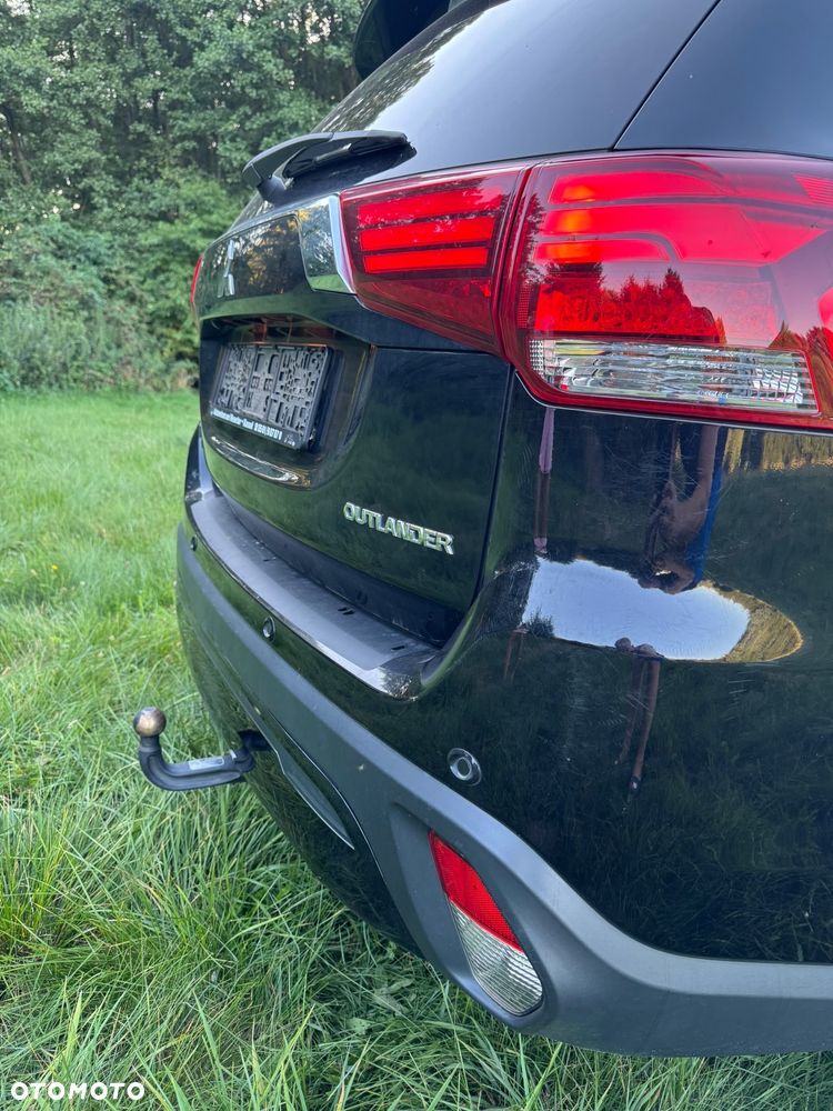 Mitsubishi Outlander 2.0 Instyle Navi - 12