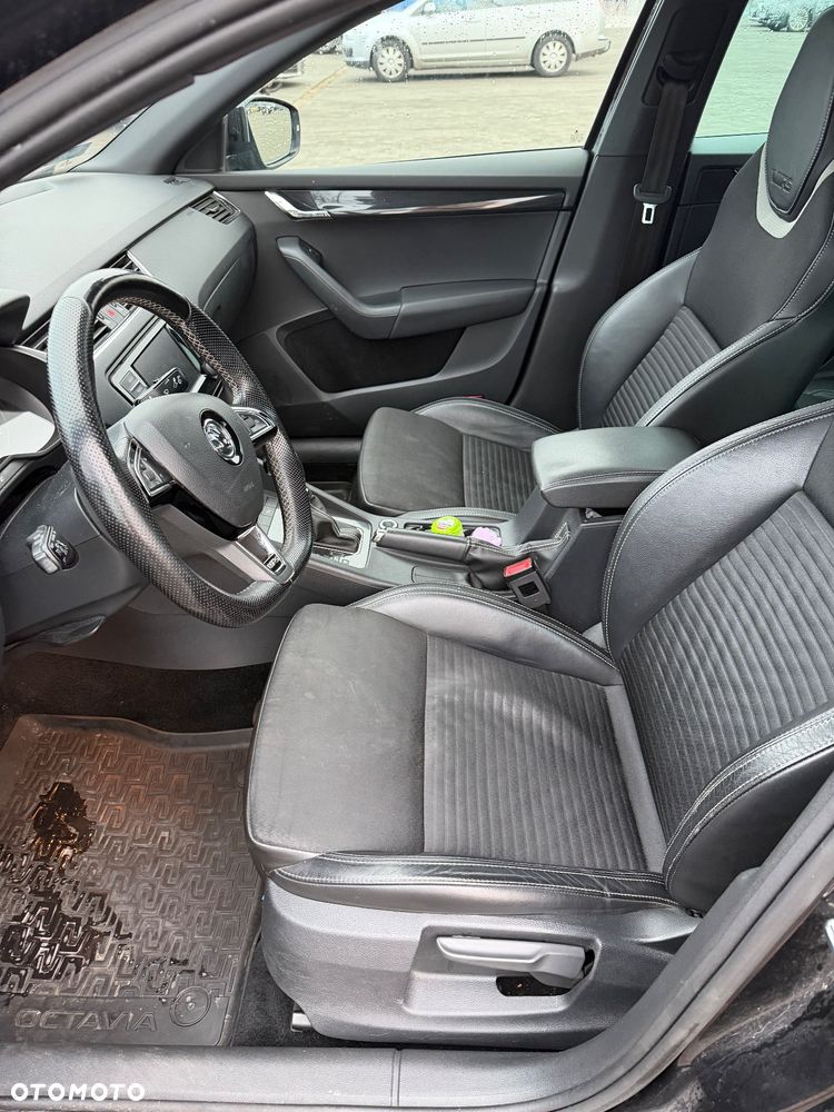 Skoda Octavia 2.0 TDI RS DSG - 6