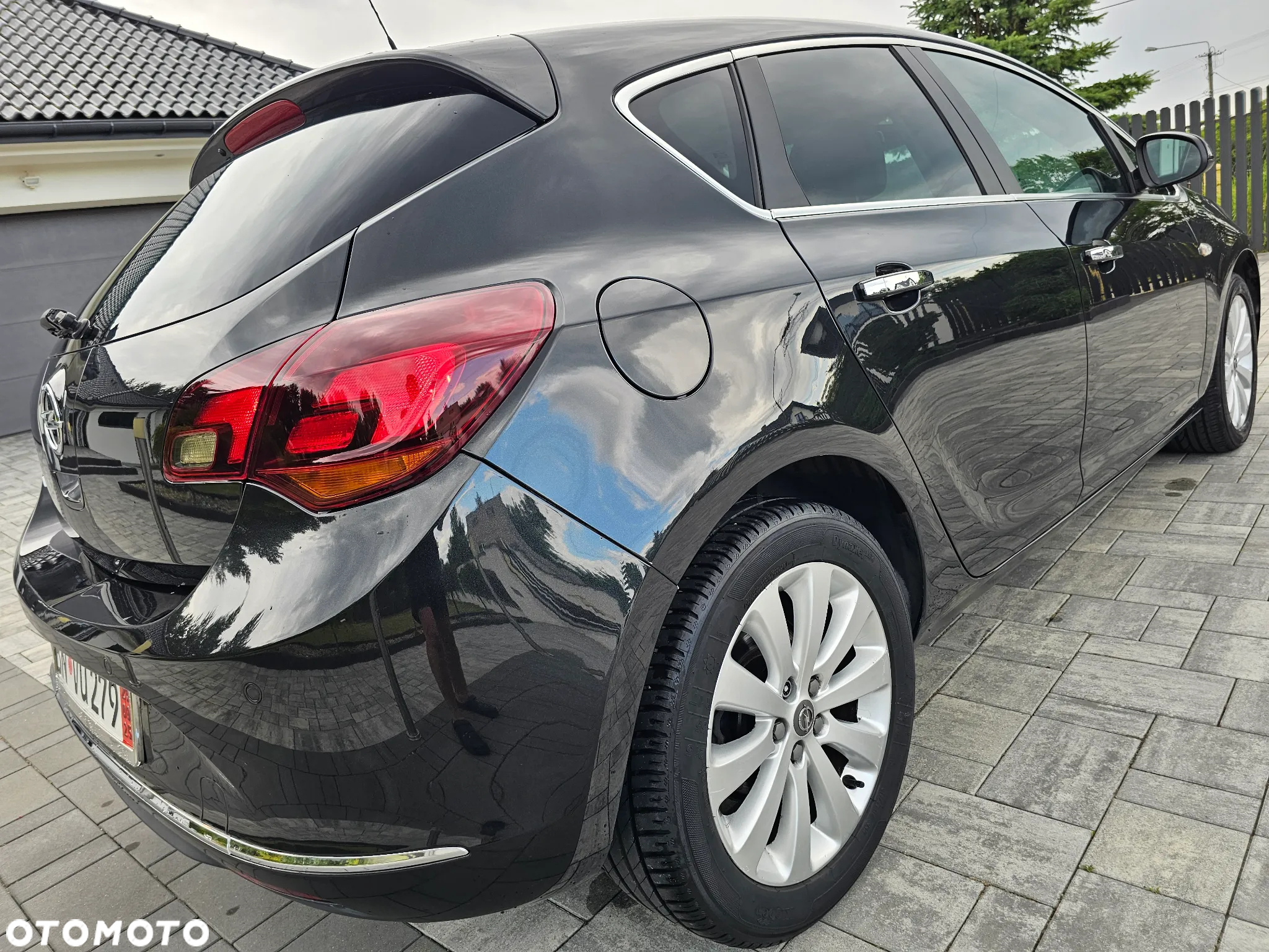 Opel Astra 1.4 Turbo Cosmo - 3