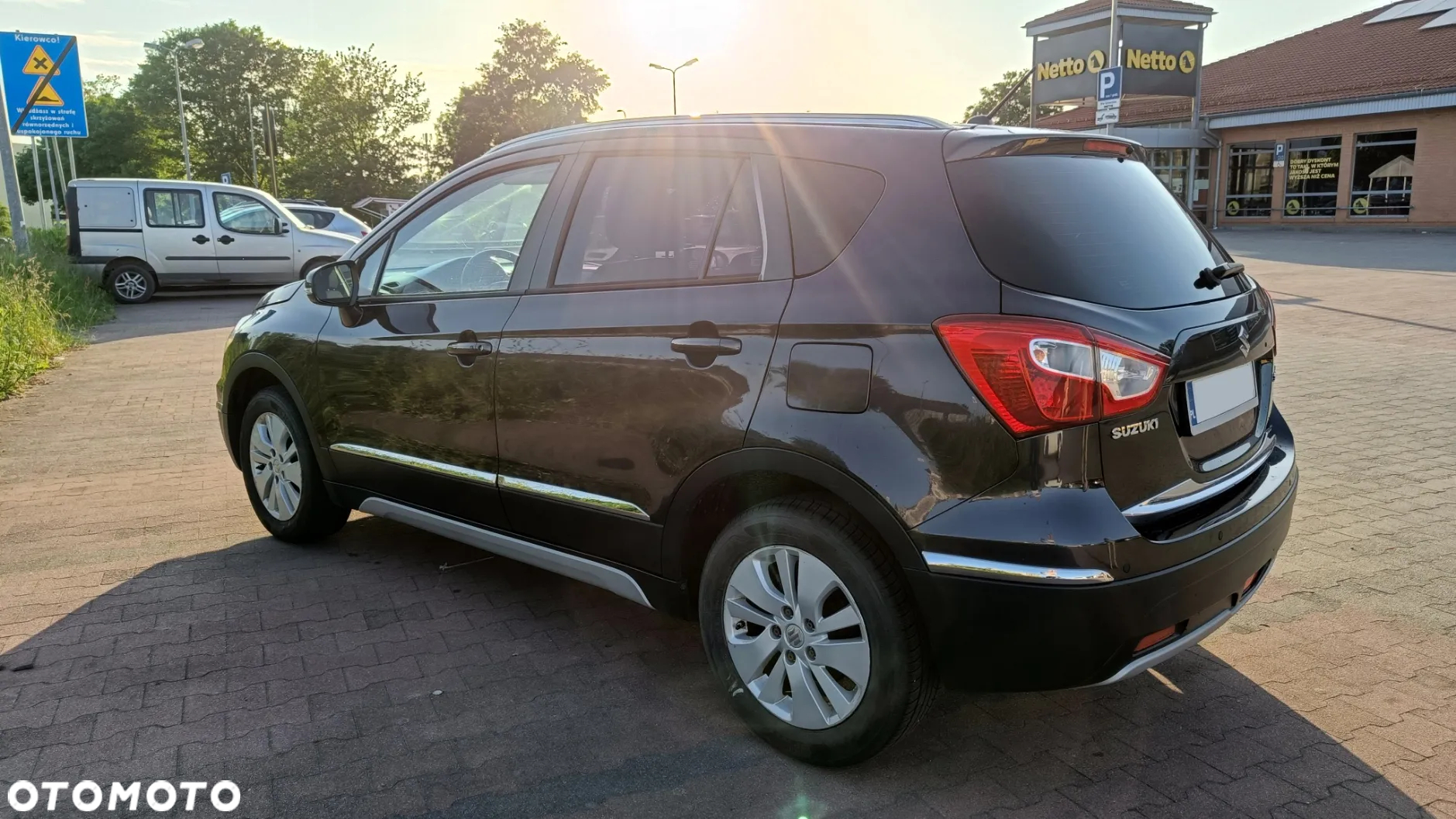 Suzuki SX4 1.6 Premium - 4