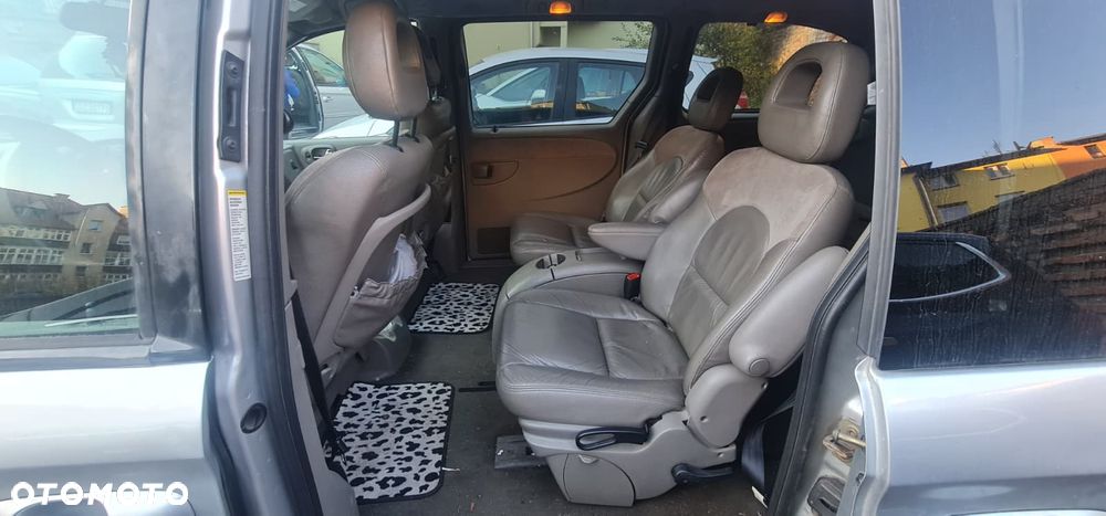 Chrysler Grand Voyager - 2