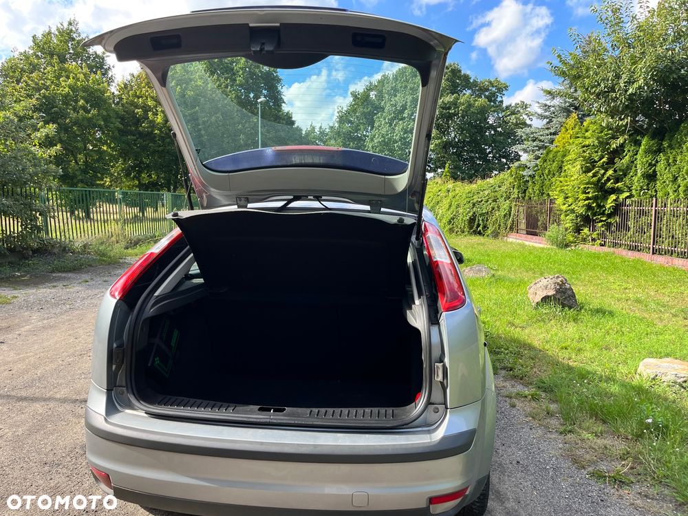 Ford Focus 1.6 16V Ghia - 3