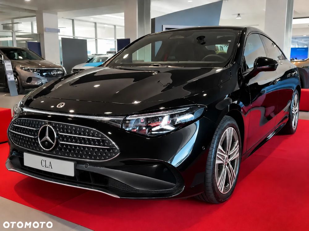 Mercedes-Benz CLA 180 mHEV 8G-DCT - 12
