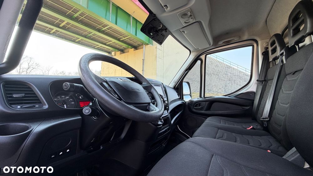 Iveco 35S17 - 21