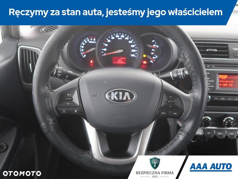 Kia Rio - 17