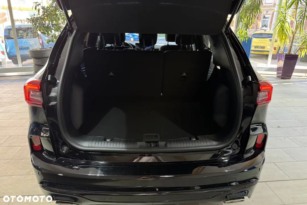 Ford Kuga 2.5 Duratec FHEV ST-LINE - 18