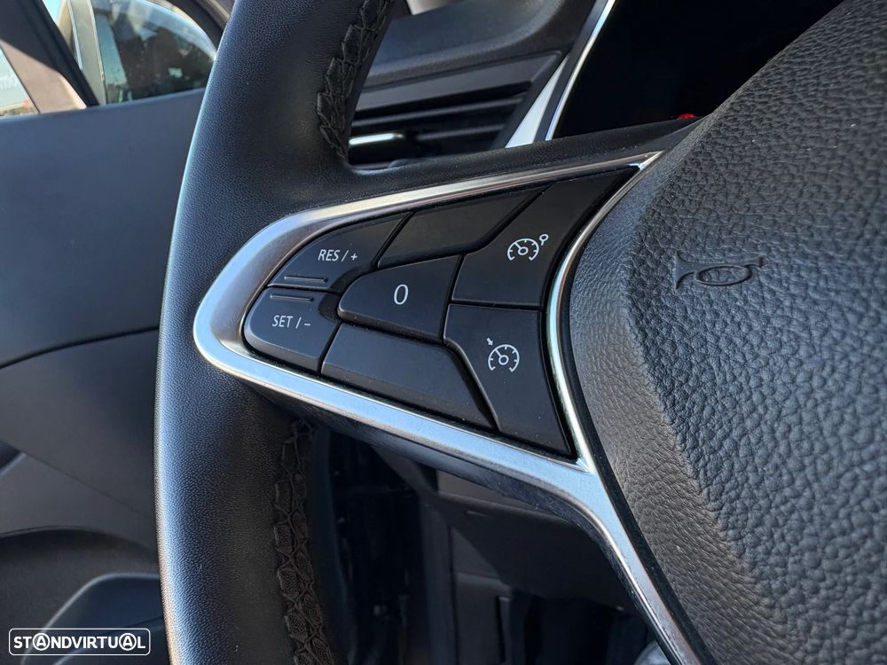 Renault Captur E-TECH 160 E-Tech engineered - 18