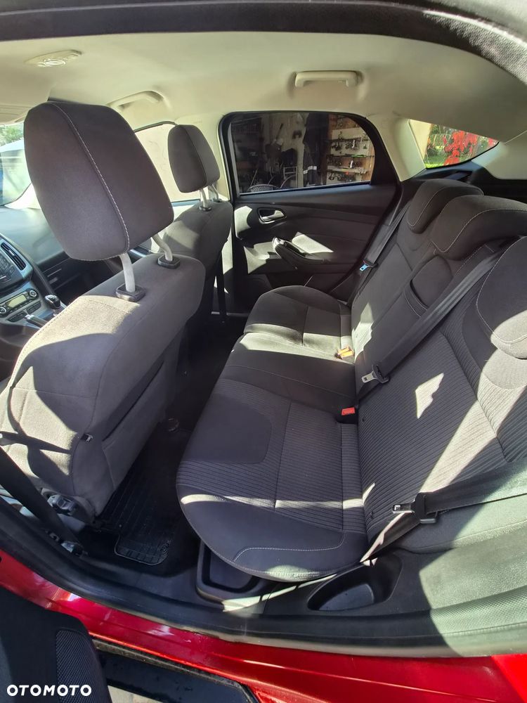 Ford Focus 1.0 EcoBoost Trend - 8