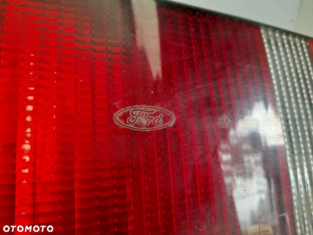 Lampa prawy tył Ford Escort MK4 Ford OE 86AG13A602 - 2