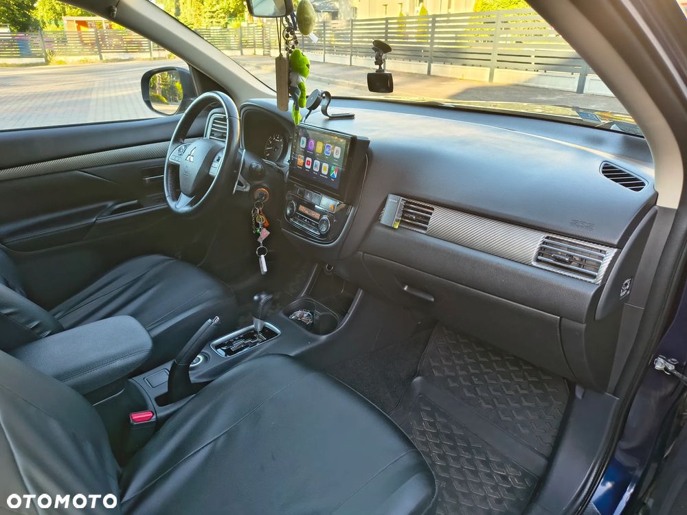 Mitsubishi Outlander 2.0 Intense Comfort 4WD CVT - 13