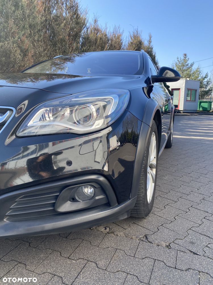 Opel Insignia - 11